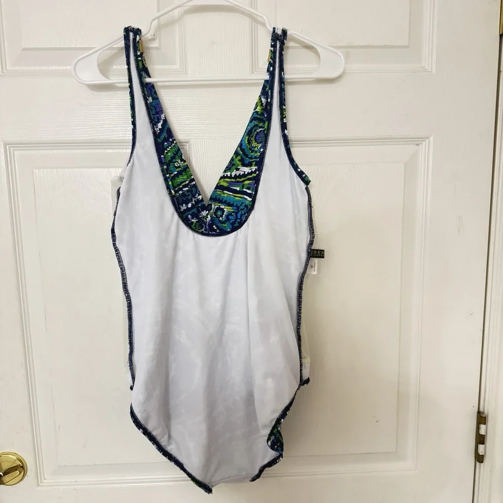 Lauren Ralph‎ Lauren One Piece 12 Paisley Floral Underwire Tummy Control $116